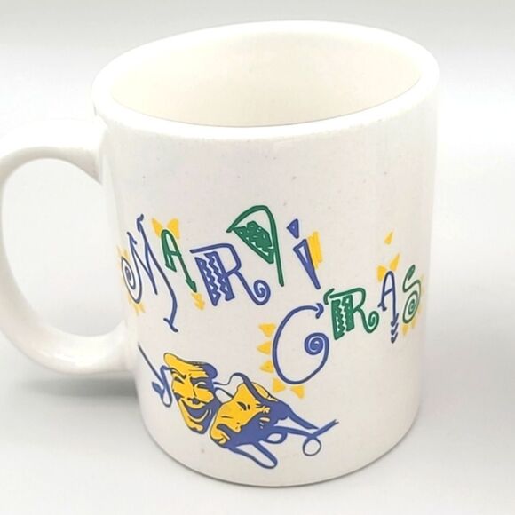 Mardi Gras Mug, Purple, Gold, Green with Mardi Gras Words & 2 Masks, NWOT - Picture 3 of 6